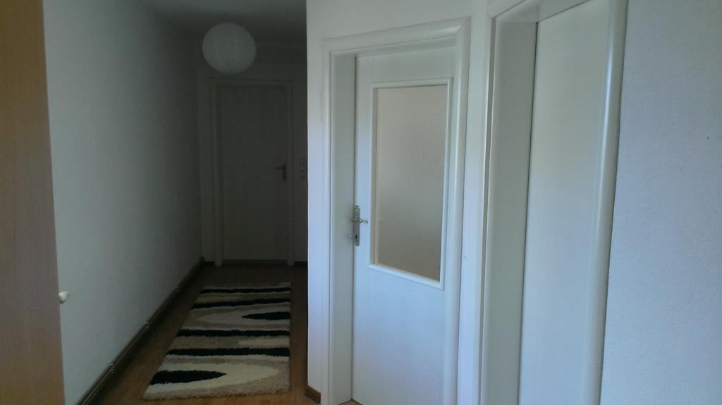 Apartments Foco Sarajevo Rum bild